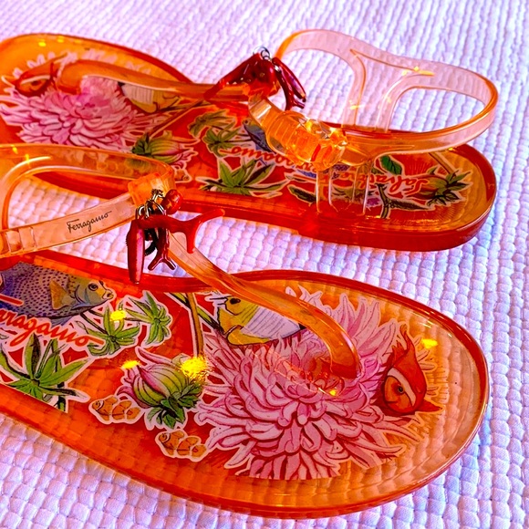 Salvatore Ferragamo Soft Jelly Coral Sandals - Picture 15 of 16